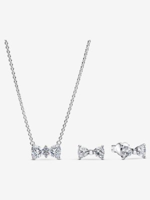 2CFDBE9E-5D10-49D1-8C6D-A5091BD2BE64.jpg SET DE COLLAR + ARETES EN PLATA 925 - MOÑO DE ZIRCONIA