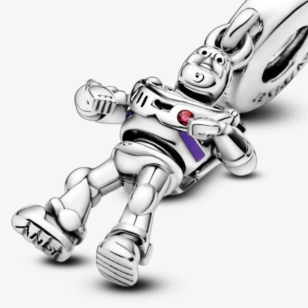 798042CZR_V4_RGB.jpg Charm Plata 925 - Disney Buzz Lightyear con circonita cúbica roja